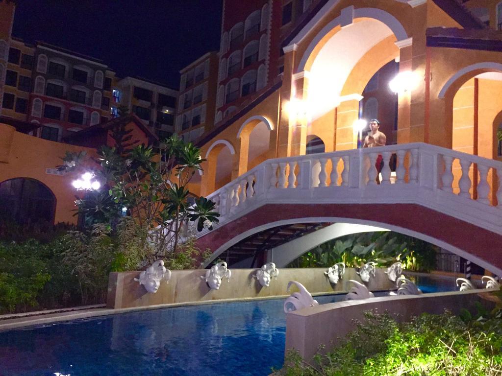 Venetian Signature Poolview Resort Jomtian Pattaya 좀티엔 비치 외부 사진